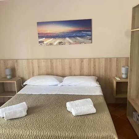 Ermes House Apartman *