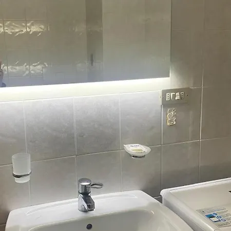 Ermes House Apartman Oliveri